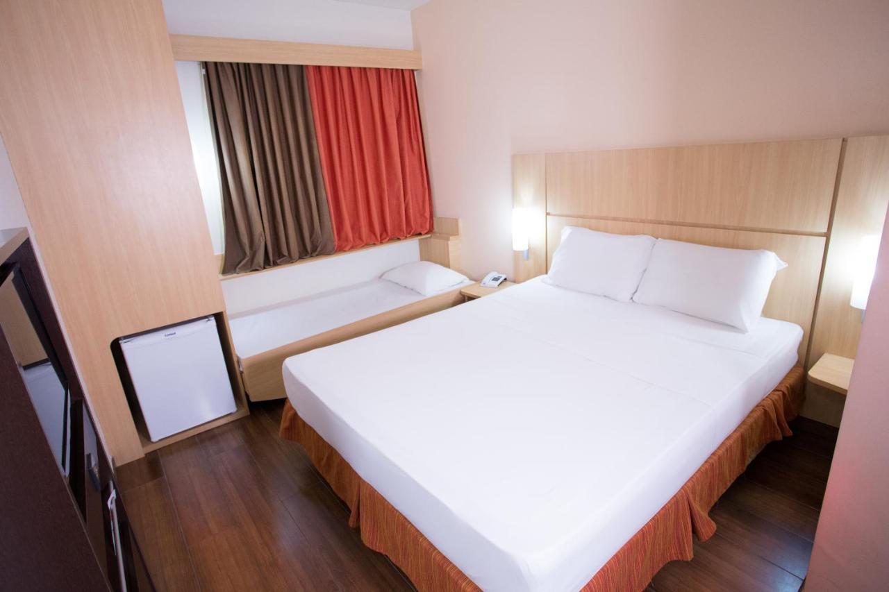 Hotel Ibis Feira De Santana Extérieur photo