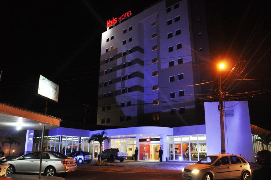 Hotel Ibis Feira De Santana Extérieur photo