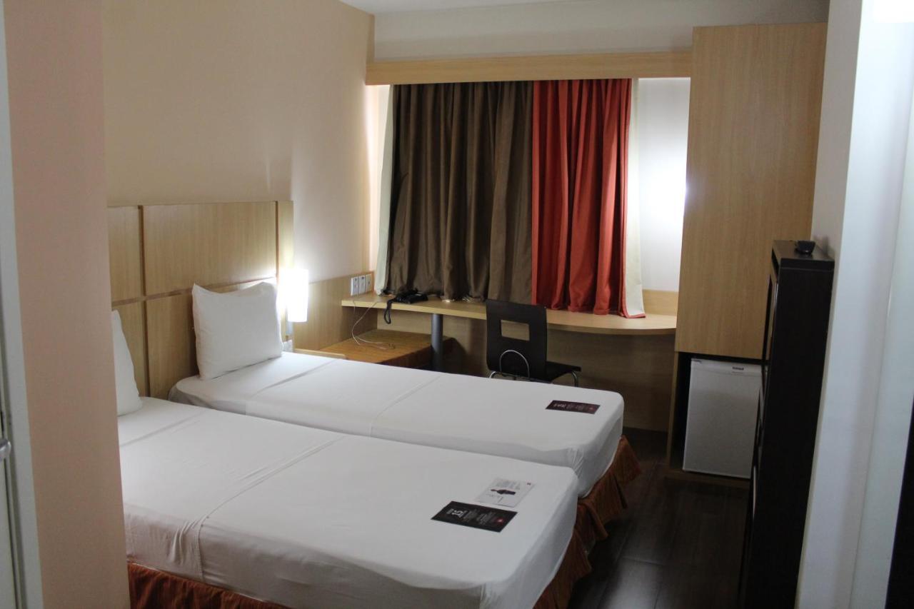 Hotel Ibis Feira De Santana Extérieur photo